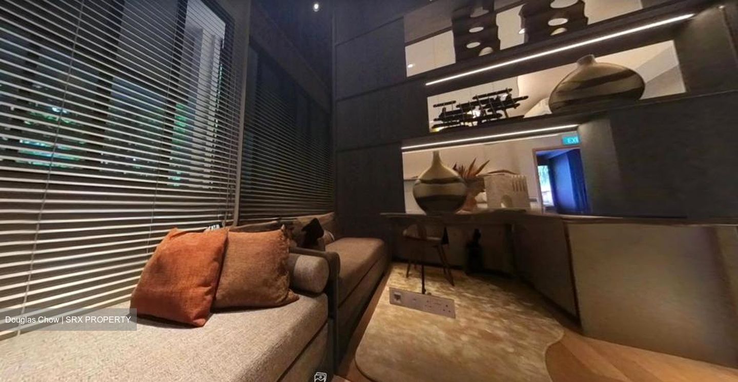 The Hillshore (D5), Condominium #526582531